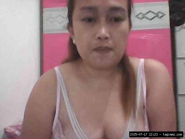 bongacams kissmebabe143