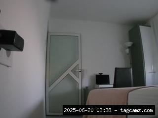 camsoda voyeurcam-charmhellen-kitchen