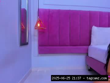 chaturbate megansaenz_1